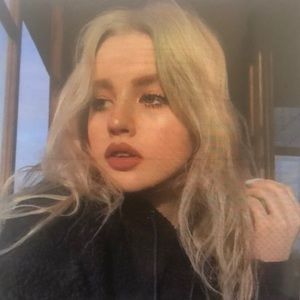 Meet your Posher, Adolfo